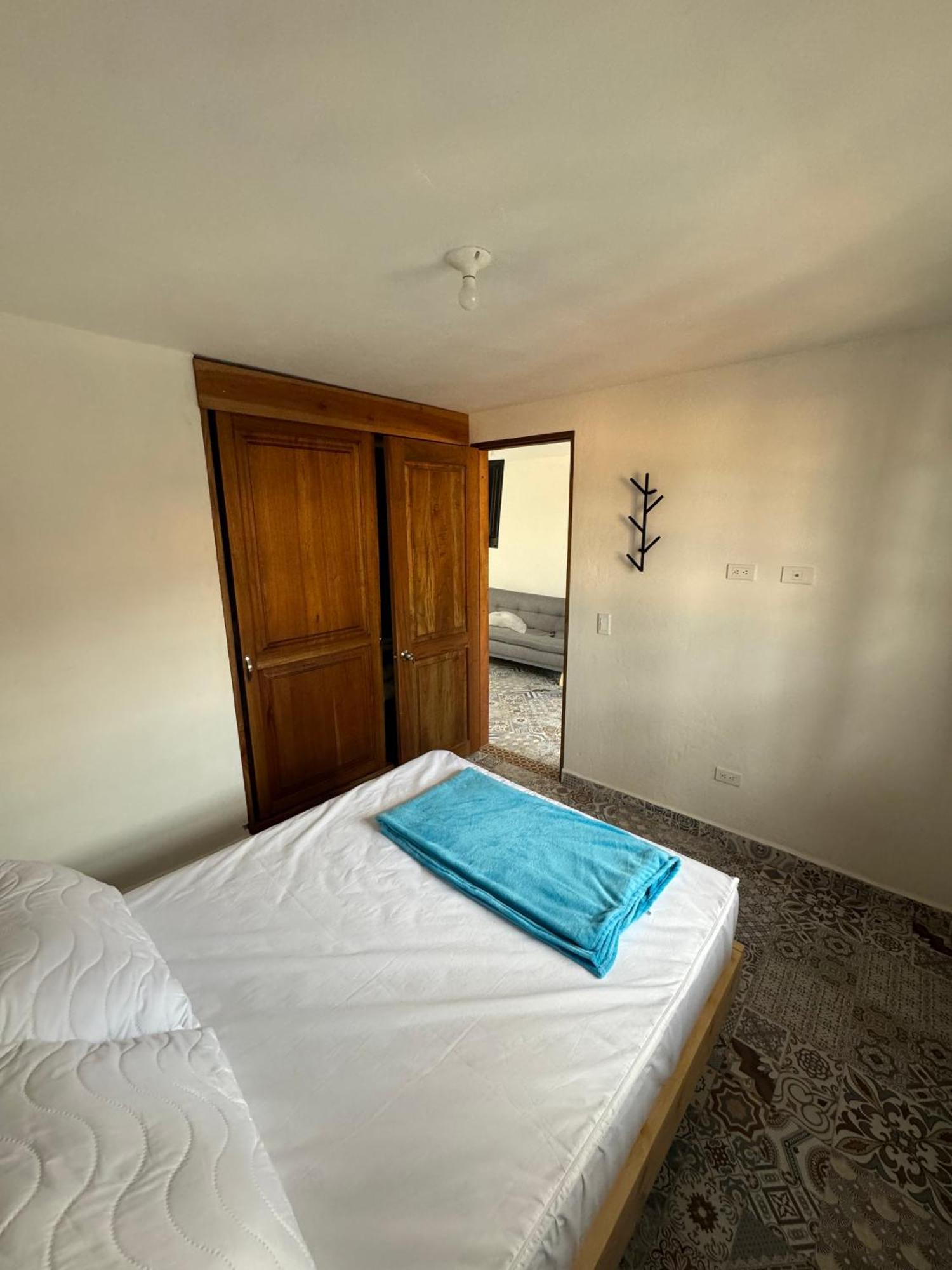 Colibri Apartment *